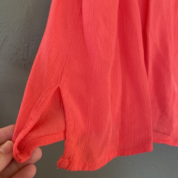 Cute Options Top -Large - Picture 9 of 12